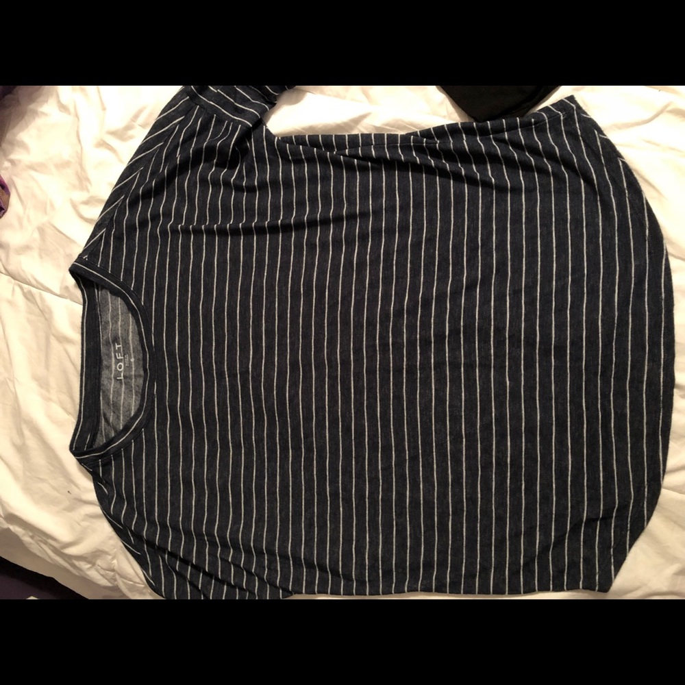 Navy blue & white stripe 3/4 sleeve LOFT T-shirt